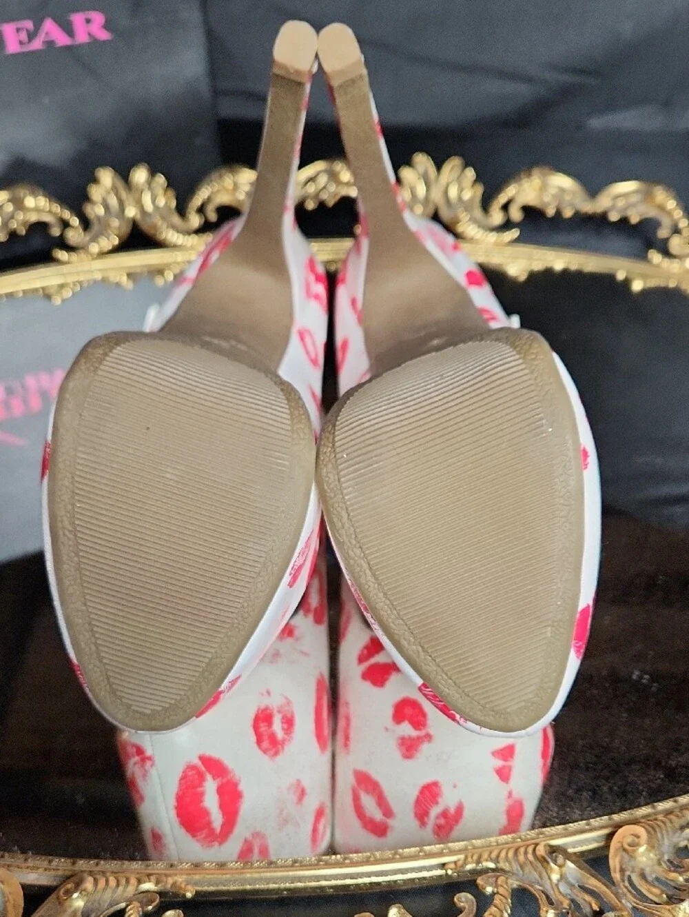 Ami Clubwear 💋 eye
